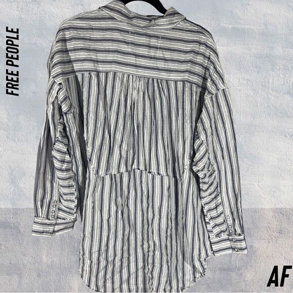 FREE PEOPLE PINSTRIPES TUNIC IN NAVY WHITE COMBO NWT MEDIUM RAW EDGES - Picture 4 of 7